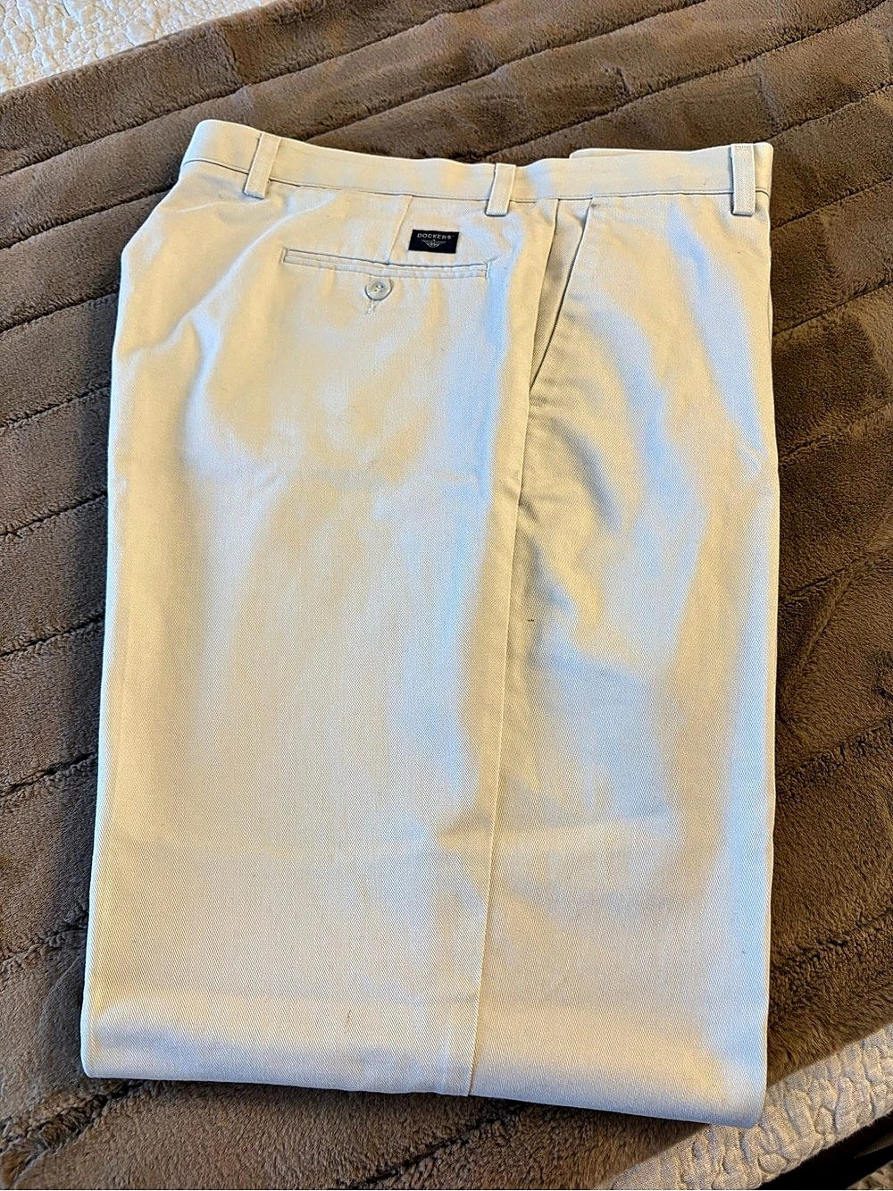 Dockers Men’s Individual Fit Cotton Chinos in Beige Waist 36 Length 32